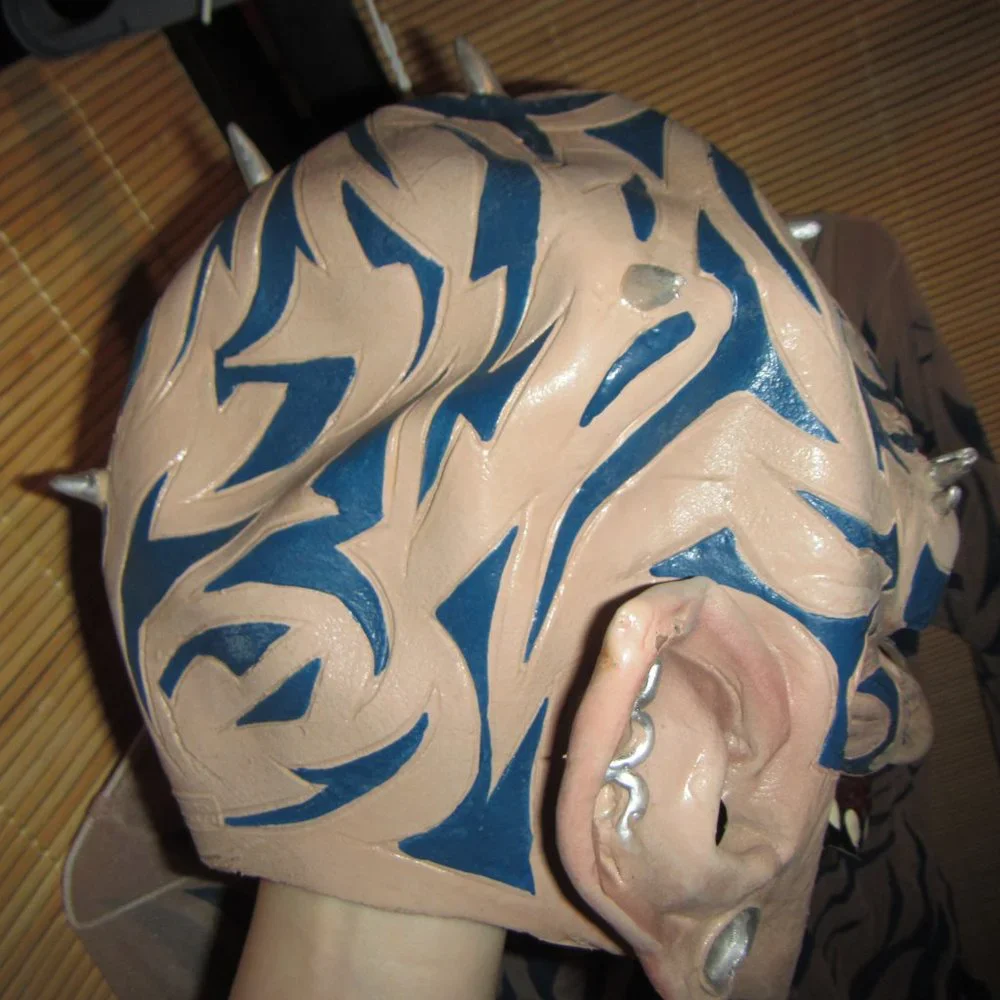 TATTOO FREAK Halloween Adult Costume Half Rubber Mask w/ Chains & Shirt, Large